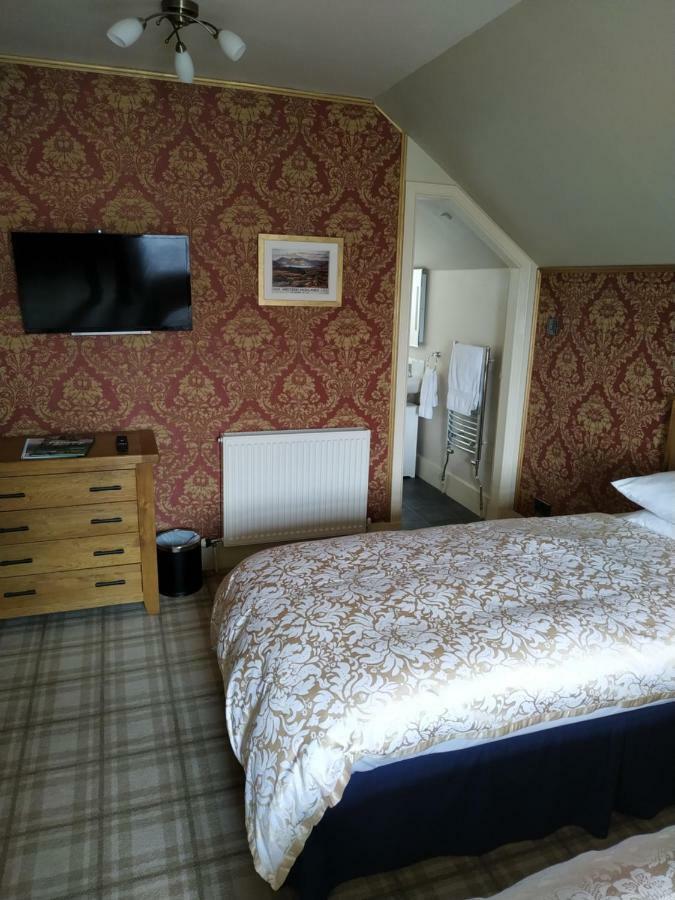 The Lodge Guest House Elgin Buitenkant foto
